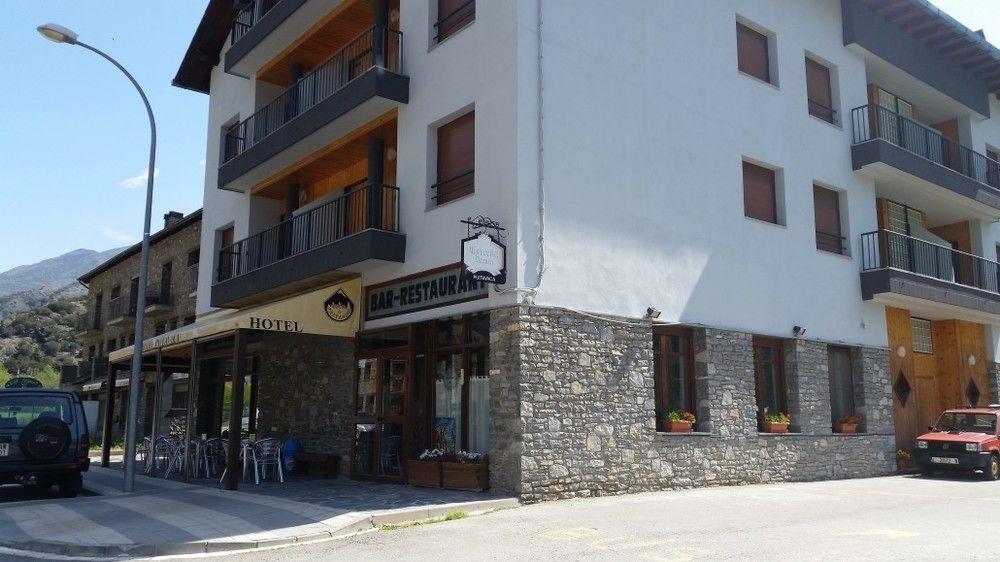 Hotel Puitavaca Ribera de Cardós Екстериор снимка